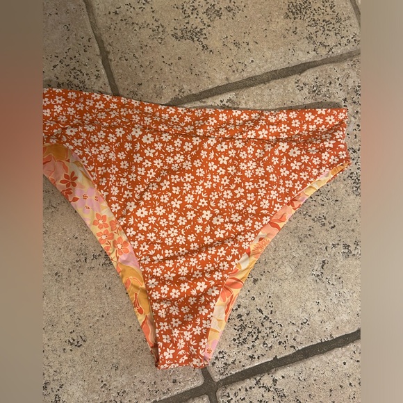 NWOT Billabong bikini bottoms size XL reversible - Picture 6 of 10